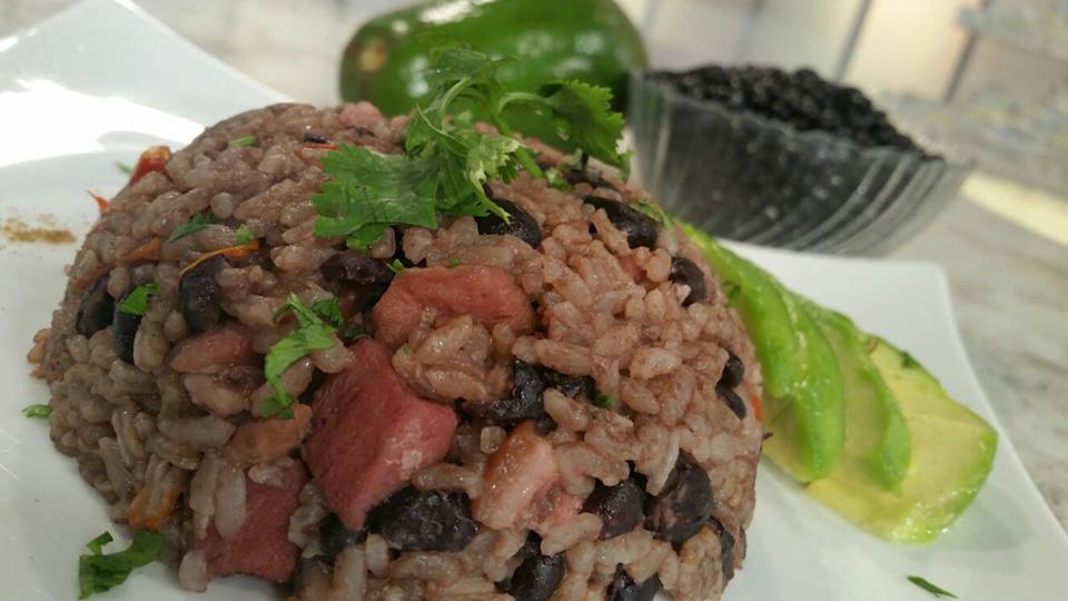 Arroz con frijoles negros