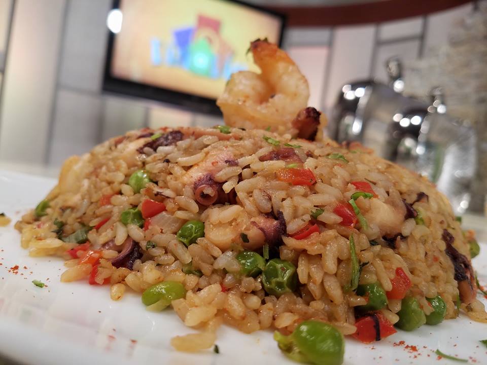 Arroz salteado con pulpo y camarones