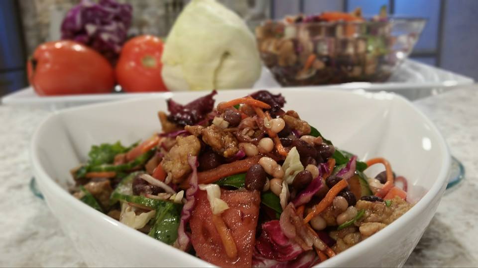 Ensalada de granos con vinagreta de uva