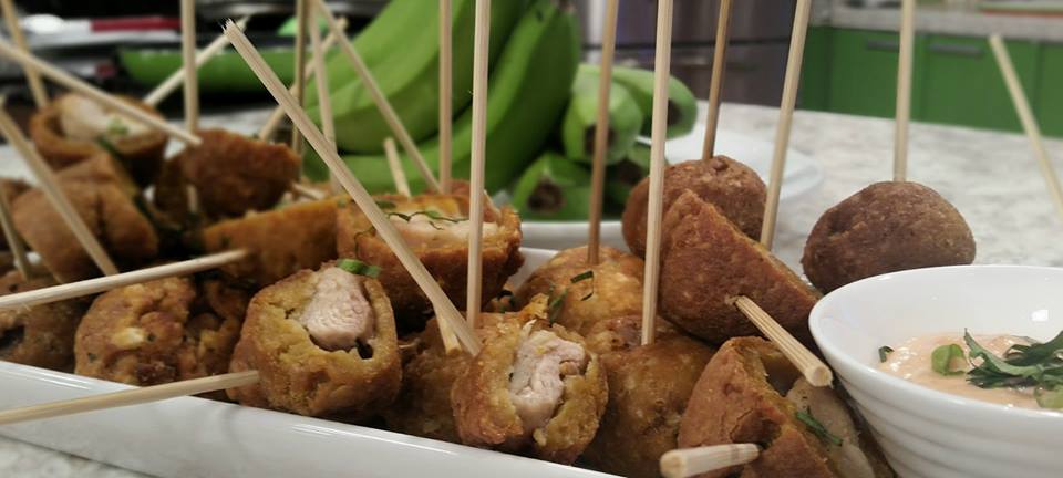 Pinchitos de pollo empanados en Bacaneo