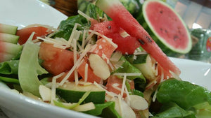 Ensalada salanova con vinagreta de melón